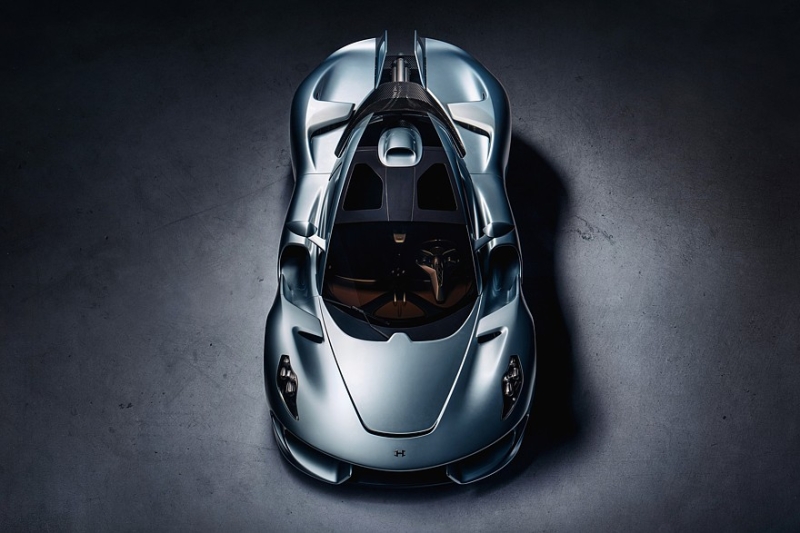 Hennessey Blackbird: аналоговый суперкар в авиационном стиле с атмосферным V8 и МКП
