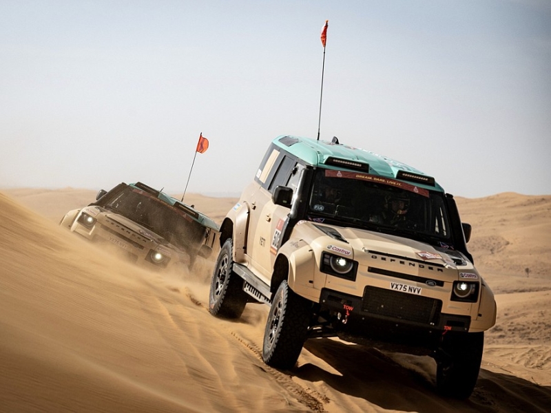 Land Rover готовит экстремальный Defender Dakar с 635-сильным V8 и &laquo;режимом полёта&raquo;