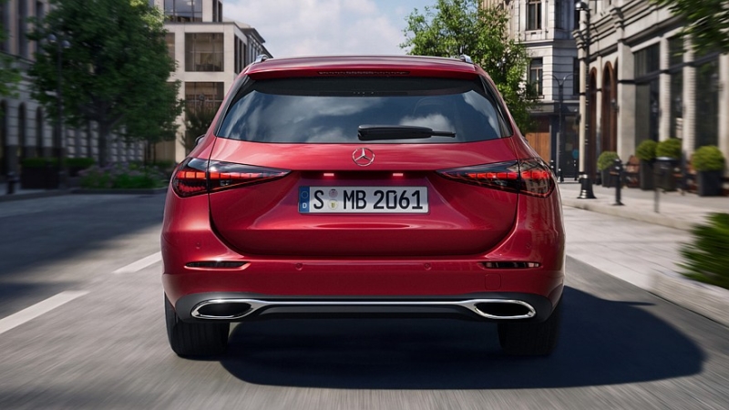 Mercedes-Benz рассекретил обновлённые седан и универсал C-Class с ДВС. Цены известны