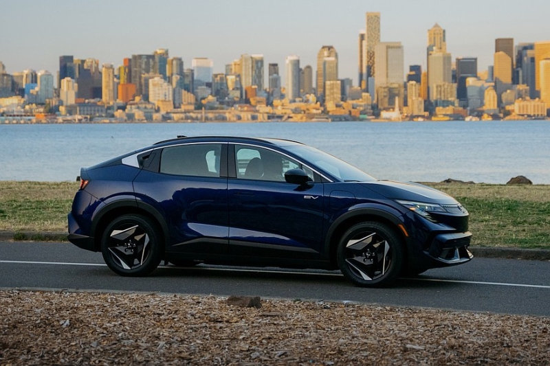 Mitsubishi Eclipse Sportback EV на базе Nissan: новые официальные фото и подробности
