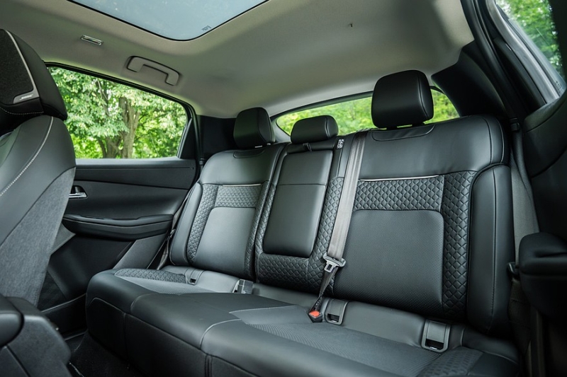 Mitsubishi Eclipse Sportback EV на базе Nissan: новые официальные фото и подробности