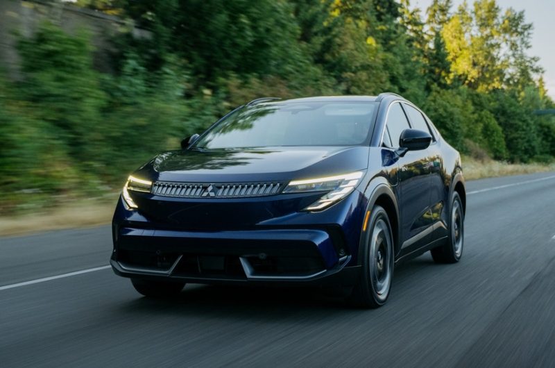 Mitsubishi Eclipse Sportback EV на базе Nissan: новые официальные фото и подробности