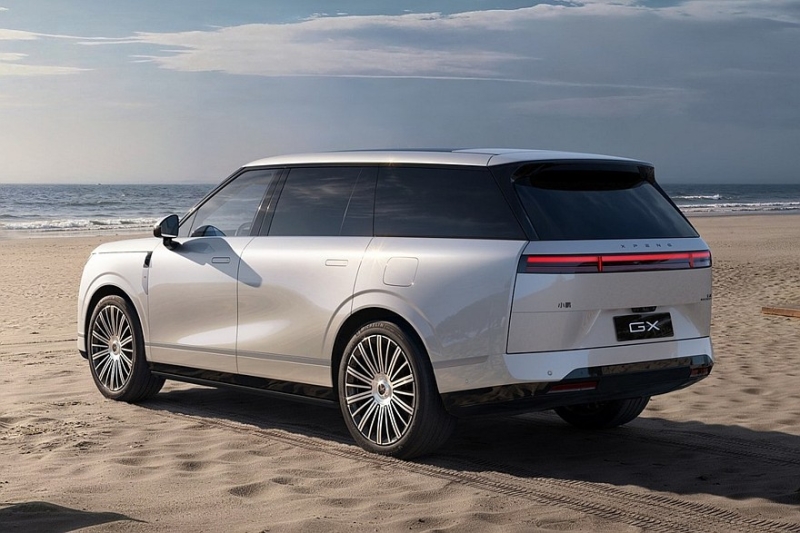 Показан кроссовер Xpeng G9L – младший брат флагманского Xpeng GX