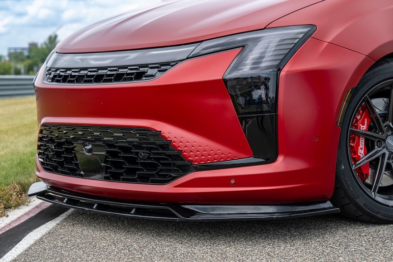 Stellantis подготовил пару концептов на базе обновлённого минивэна Chrysler Pacifica
