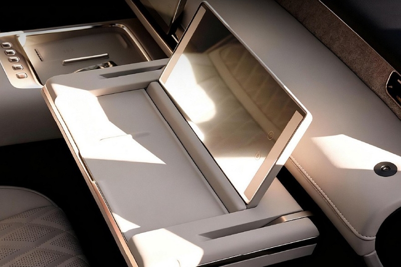 Большой кроссовер Roewe Jiayue 07 выходит на рынок с привлекательными ценами