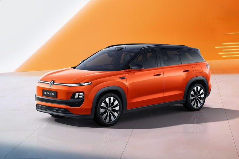Младший кроссовер Volkswagen ID.Era 5X готовится к старту продаж: показан интерьер