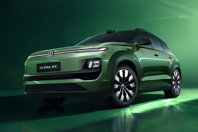 Младший кроссовер Volkswagen ID.Era 5X готовится к старту продаж: показан интерьер