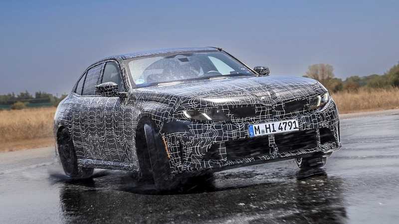 Новая бензиновая &laquo;трёшка&raquo; BMW готовится к премьере: дрифт-режим и дизайн в стиле i3