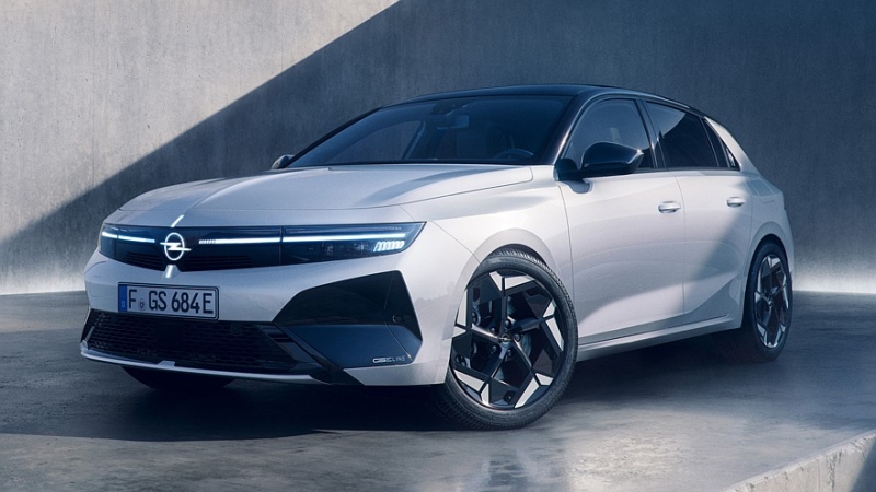 Opel показал Astra GSE Line: изменения в деталях и стандартная техника