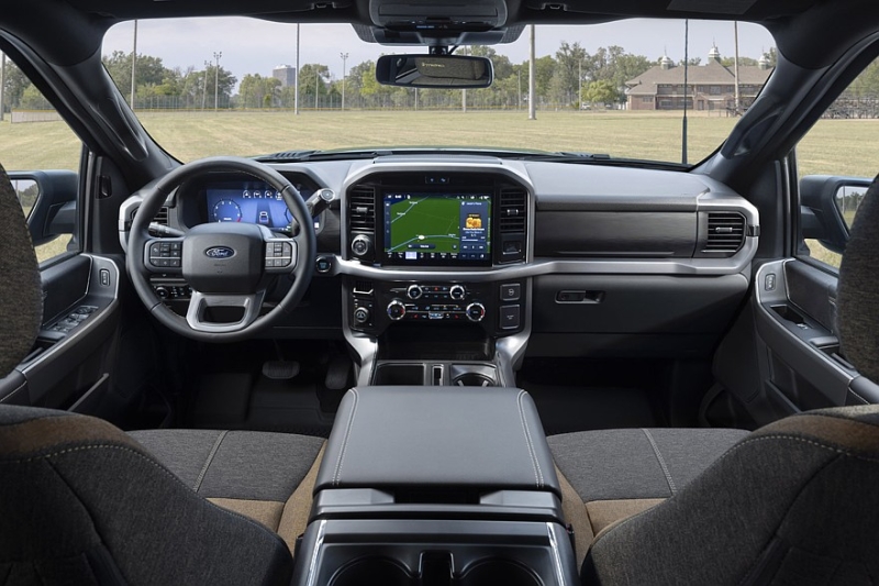 Посвежевший Ford F-150 получил другой базовый мотор и новую версию Carhartt