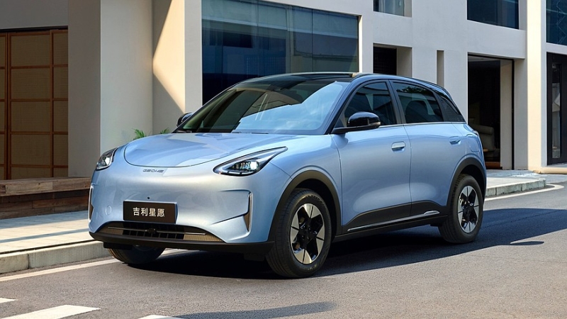 Geely выпустила миллионный экземпляр хэтчбека EX2 перед его запуском в России