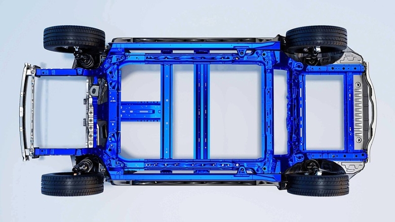 Geely выпустила миллионный экземпляр хэтчбека EX2 перед его запуском в России