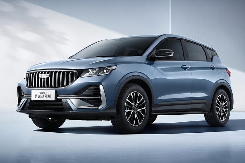 &laquo;Упрощённый&raquo; Geely Coolray снова модернизировали: первые официальные фото