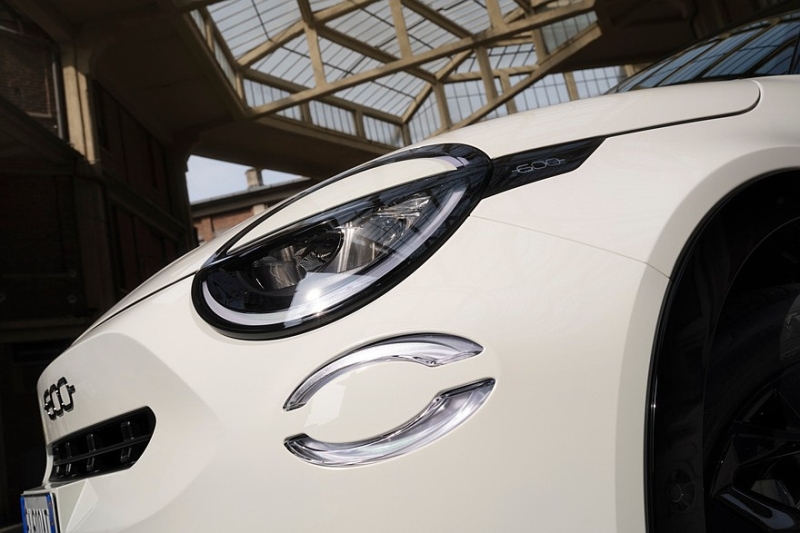 Кроссовер Fiat 600: теперь и чисто бензиновая версия с механикой