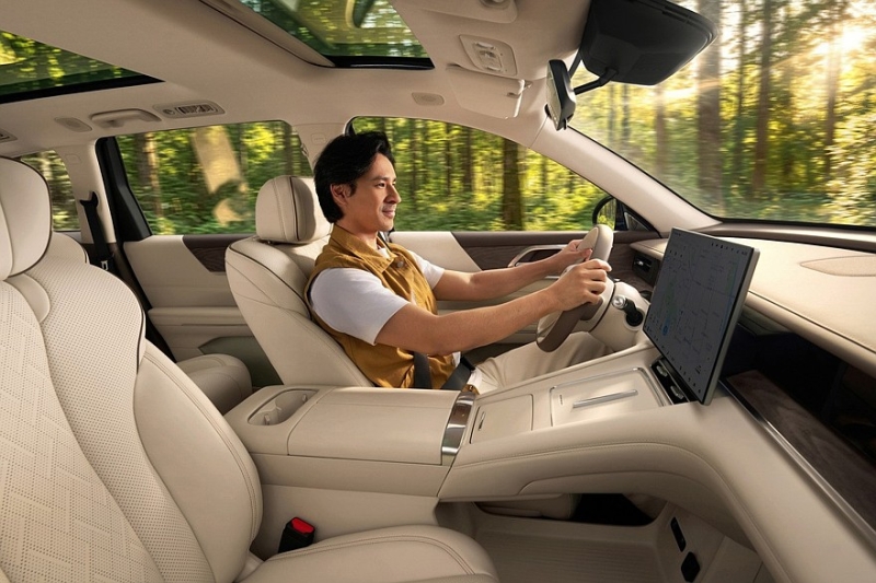Кроссовер Wuling Starlight L от GM и SAIC: не особо богатый, зато с привлекательными ценами