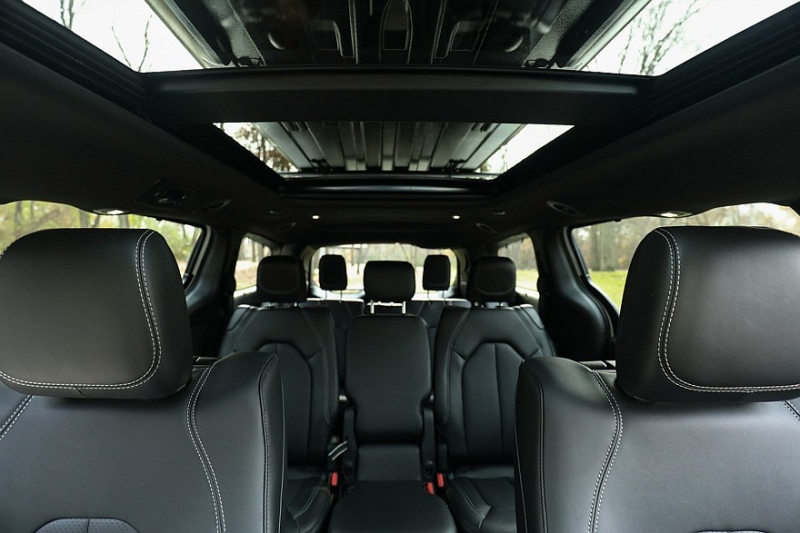 Обновлённый минивэн Chrysler Pacifica предложен с прежним мотором V6