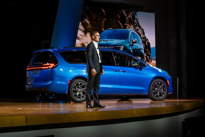 Обновлённый минивэн Chrysler Pacifica предложен с прежним мотором V6