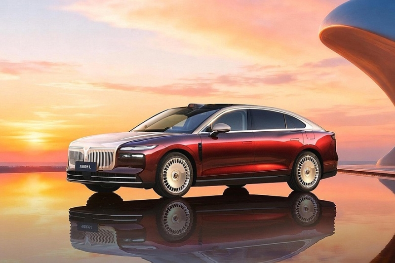 Полноприводный седан Voyah Passion L готов к старту продаж