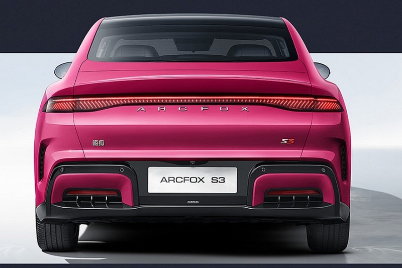 Представлен крупный и недорогой седан Arcfox S3 от BAIC