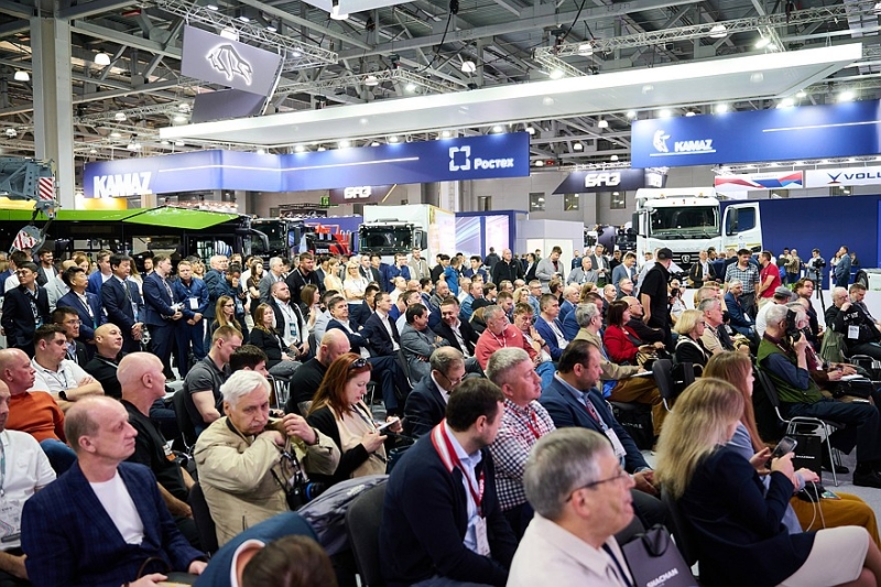 Рекорды, тренды и контракты: как прошла выставка коммерческого транспорта COMvex 2026