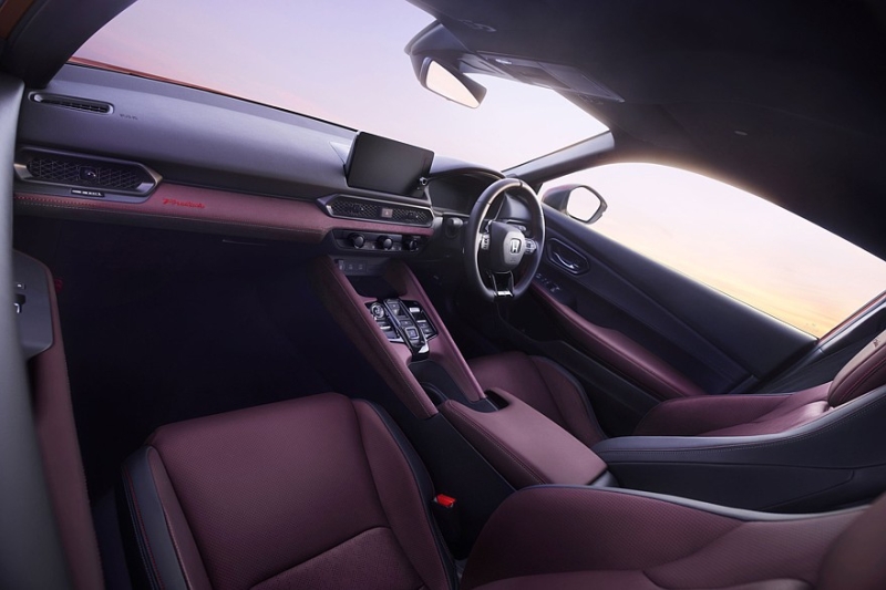 У Honda Prelude появилась тёмно-красная спецверсия Limited Edition, цена известна