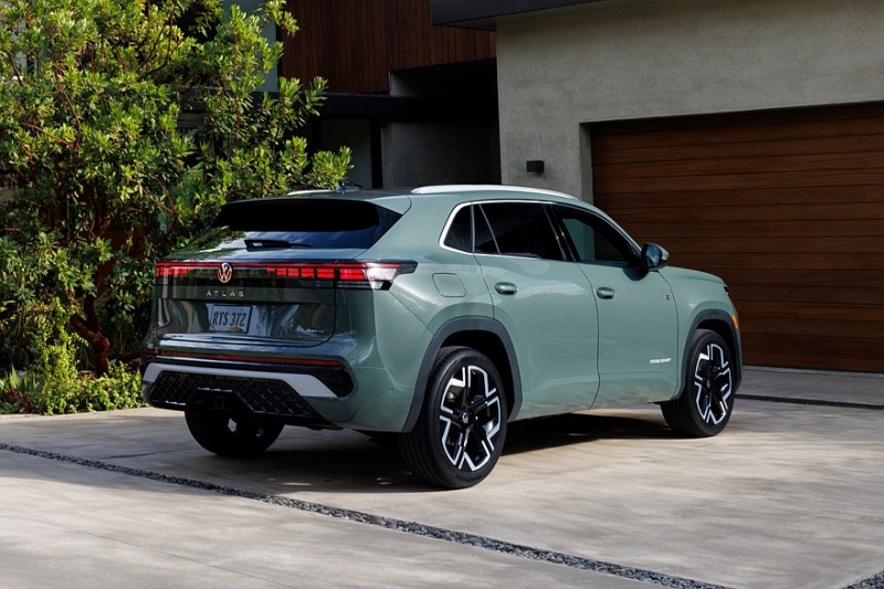 Volkswagen Atlas Cross Sport сменил поколение раньше, чем китайский VW Teramont X